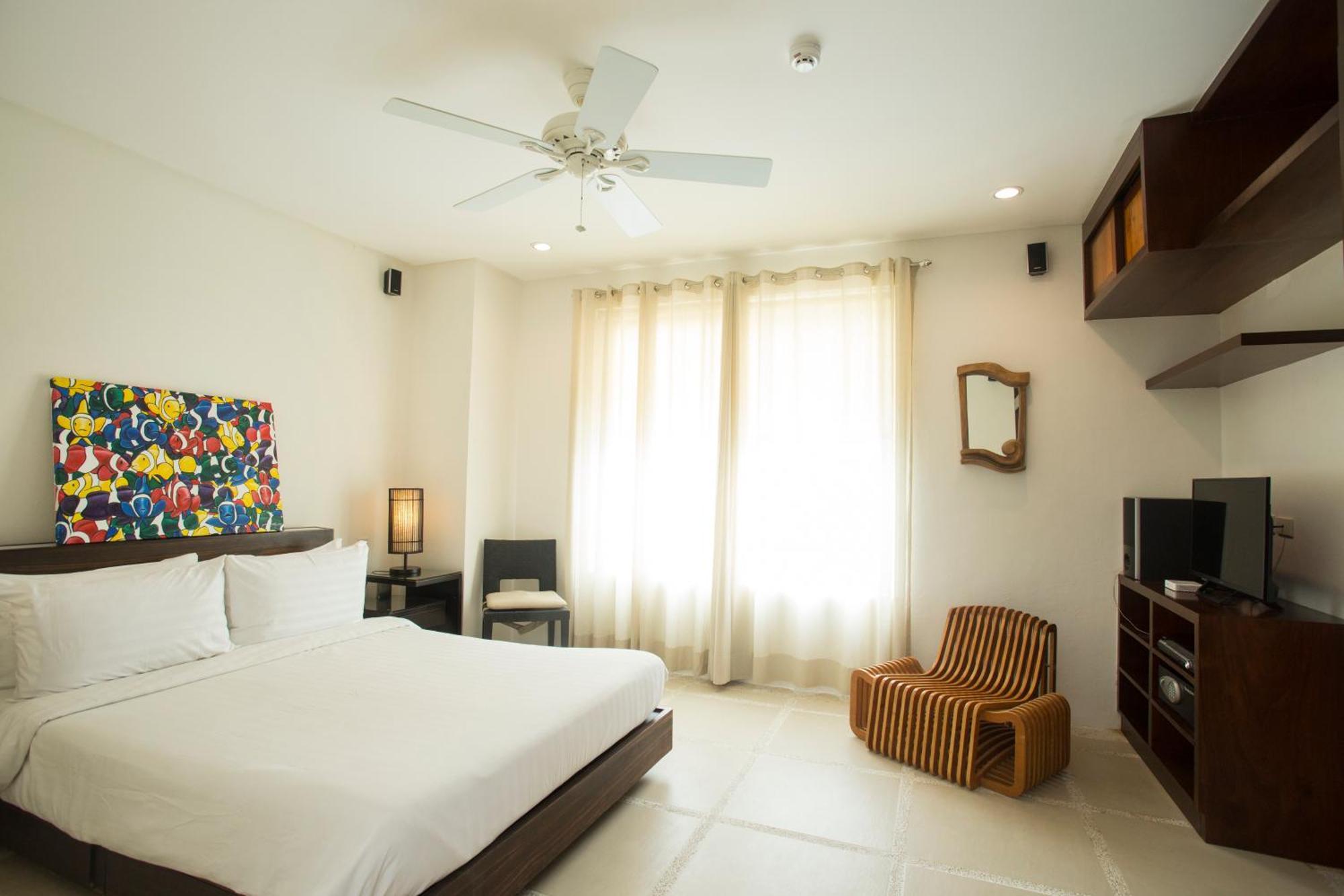 7Stones Boracay Hotel Room photo